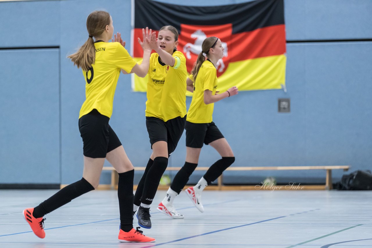 Bild 255 - C-Juniorinnen Loewinnen Cup